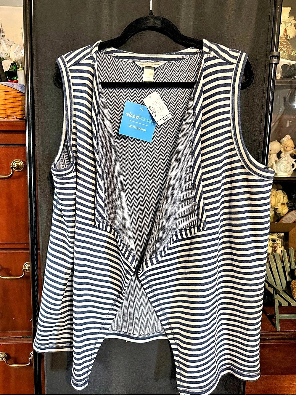 Christopher & Banks Relaxed Lifestyle activewear vest Striped Vest in Blue &